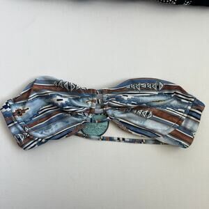 Frankies Bikinis bikini top tribal size M NWT